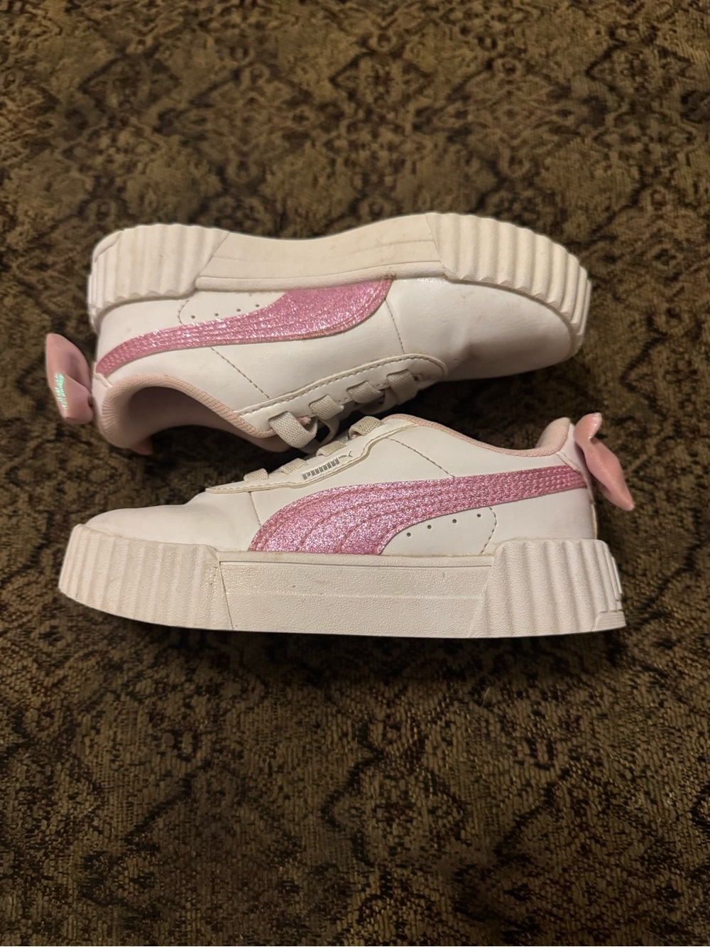 PUMA Carina 3.0 Bow Little Kid Girls Sneakers